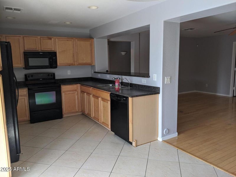 5501 Dove Creek, Buckeye, AZ 85326