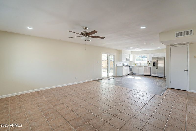 5501 W Wilshire Dr, Phoenix, AZ 85035