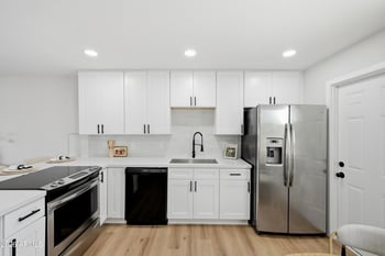 5502 Colby St, Mesa, AZ 85205