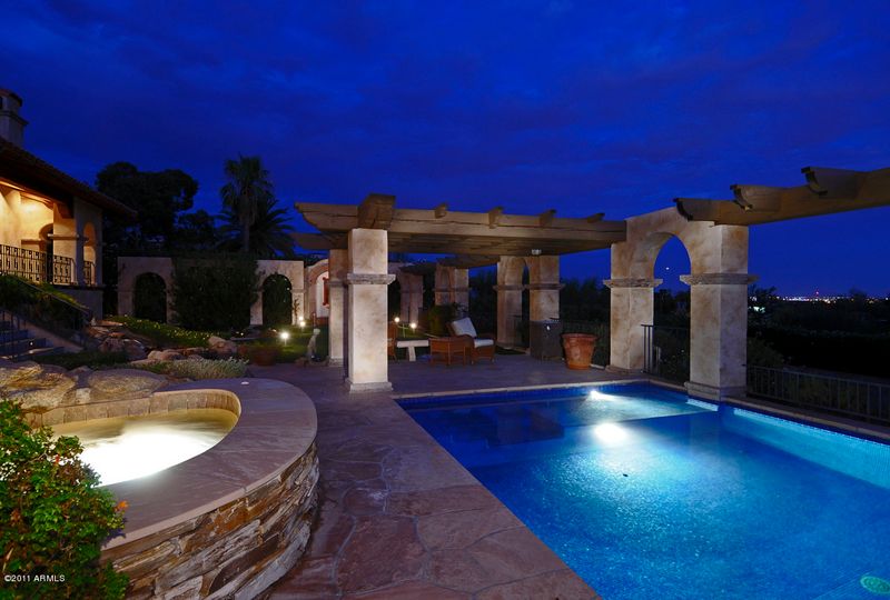 5502 E Rockridge Rd, Phoenix, AZ 85018