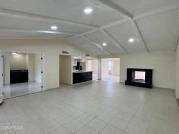 5502 Frier Dr, Glendale, AZ 85301