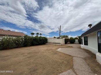 5502 Frier Dr, Glendale, AZ 85301