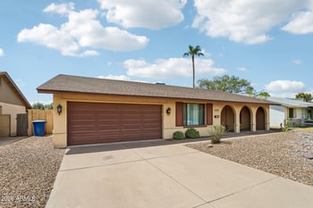 5502 S Hazelton Ln, Tempe, AZ 85283
