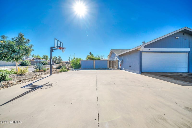 5503 Carol Ann Way, Glendale, AZ 85306