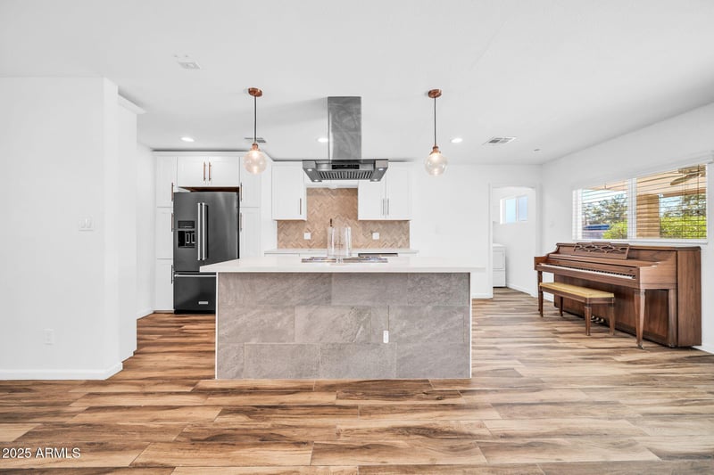 5503 Carol Ann Way, Glendale, AZ 85306