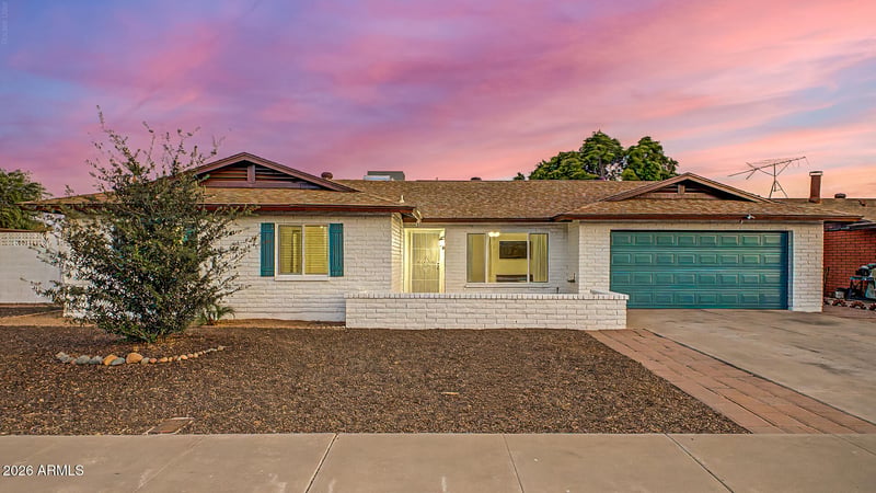 5503 W Cinnabar Ave, Glendale, AZ 85302