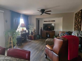 5505 103rd Dr, Glendale, AZ 85307