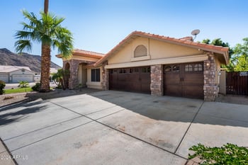 5505 W Lone Cactus Dr, Glendale, AZ 85308