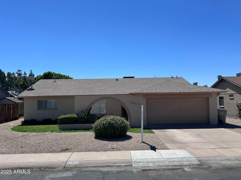 5507 Hearn Rd, Glendale, AZ 85306