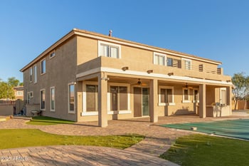 5508 83rd Dr, Glendale, AZ 85305