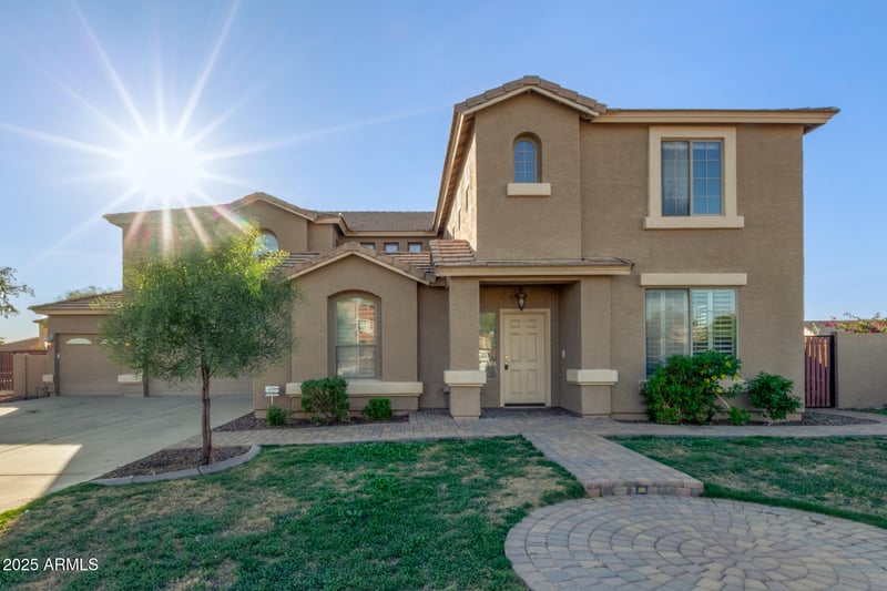 5508 N 83rd Dr, Glendale, AZ 85305