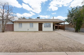 5509 63rd Dr, Glendale, AZ 85301