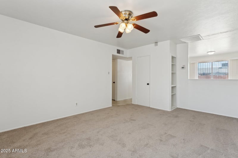 5509 63rd Dr, Glendale, AZ 85301