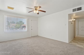 5509 63rd Dr, Glendale, AZ 85301