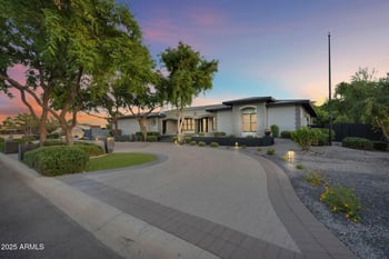 5509 Soft Wind Dr, Glendale, AZ 85310