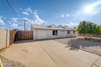 5509 W Avalon Dr, Phoenix, AZ 85031