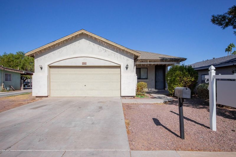 5512 W Northview Ave, Glendale, AZ 85301