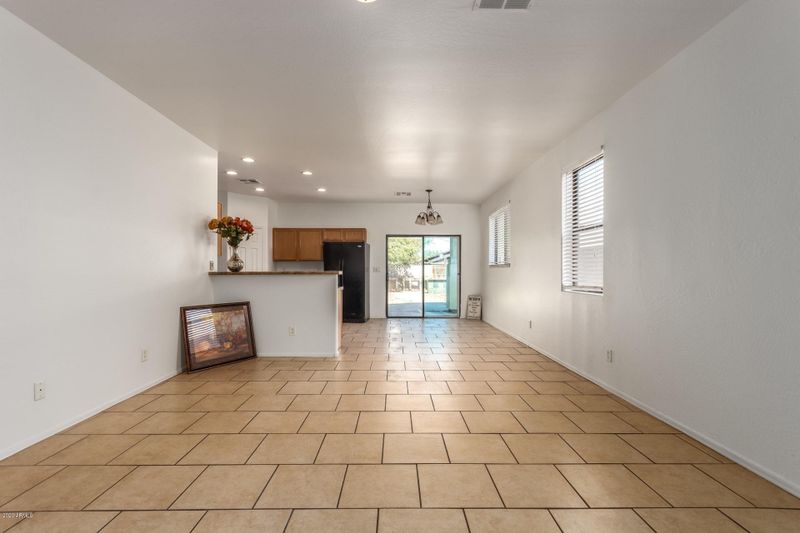 5512 W Northview Ave, Glendale, AZ 85301
