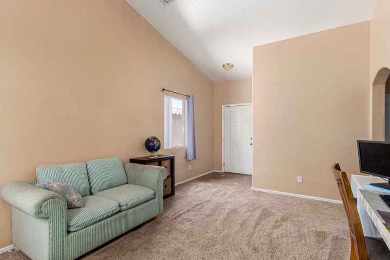 5514 S 7th Dr, Phoenix, AZ 85041