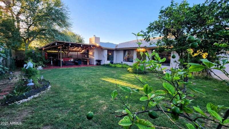 5515 Hatcher Rd, Glendale, AZ 85302