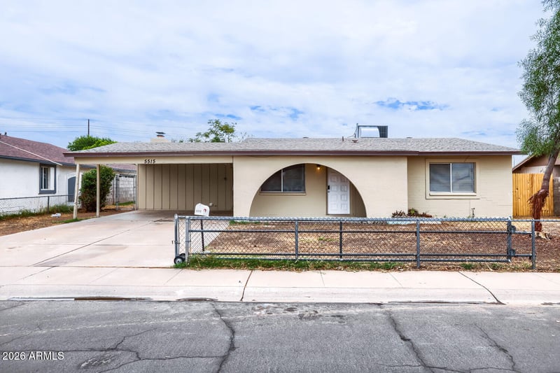 5515 N 72nd Ave, Glendale, AZ 85303