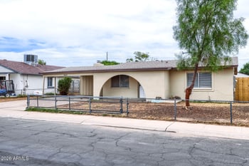 5515 N 72nd Ave, Glendale, AZ 85303