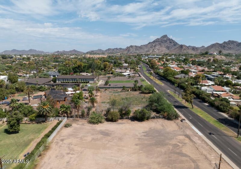 5516 24th St #-, Phoenix, AZ 85016