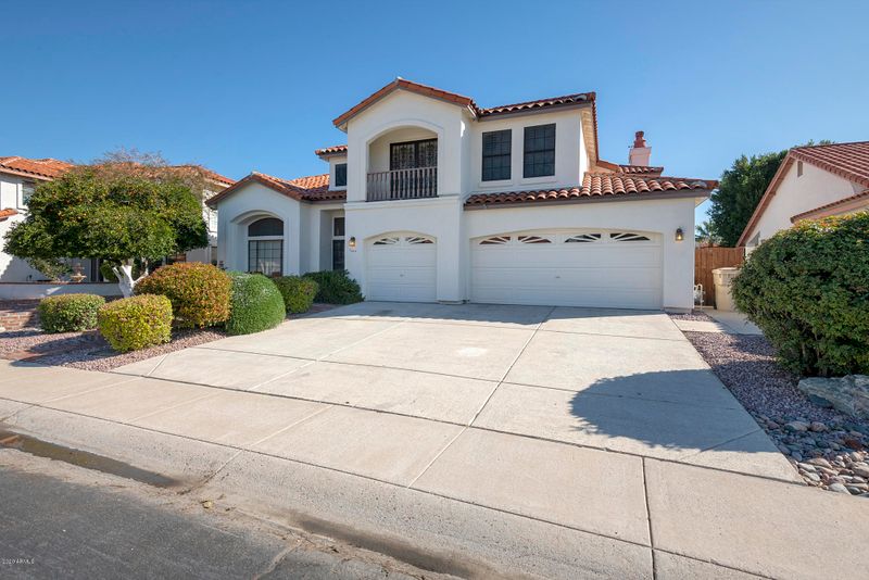 5516 W Aster Dr, Glendale, AZ 85304