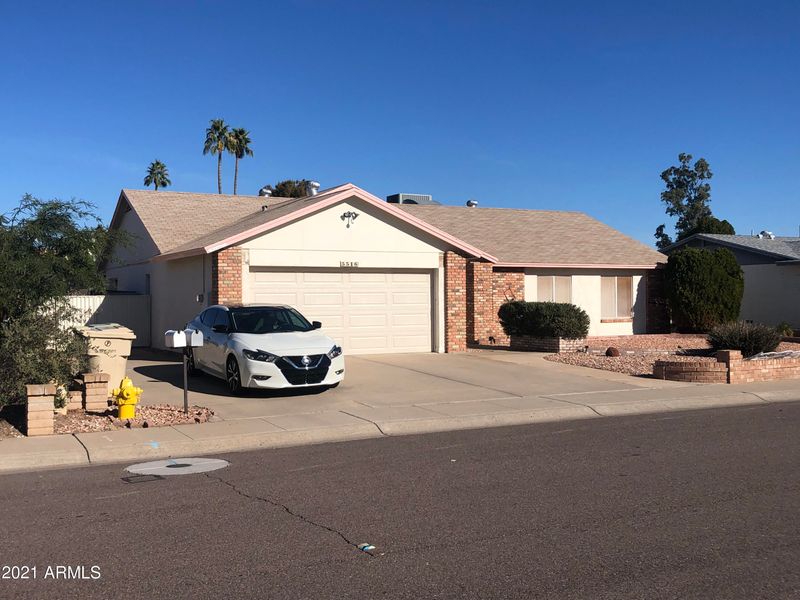 5516 W Cinnabar Ave, Glendale, AZ 85302