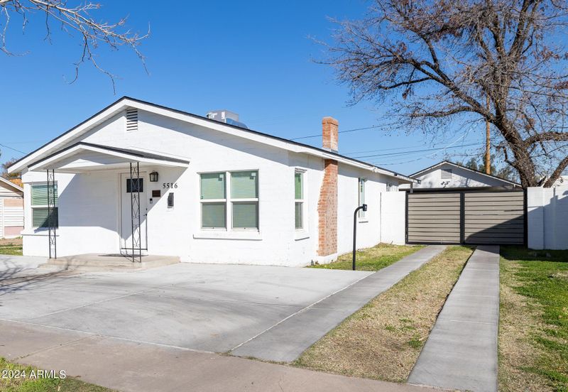5516 W Myrtle Ave, Glendale, AZ 85301