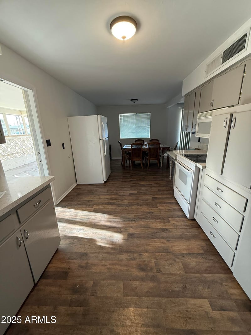 5517 Boise St, Mesa, AZ 85205