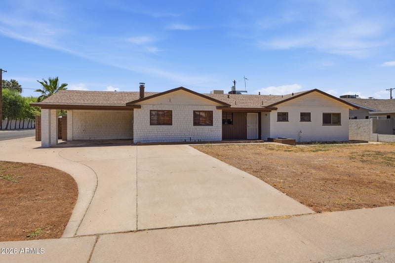 5517 E Avalon Dr, Phoenix, AZ 85018