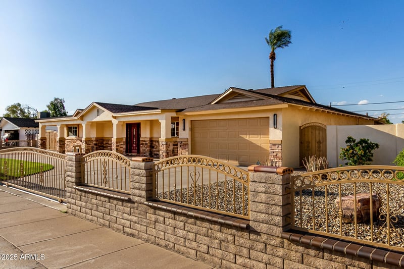 5518 Belmont Ave, Glendale, AZ 85301