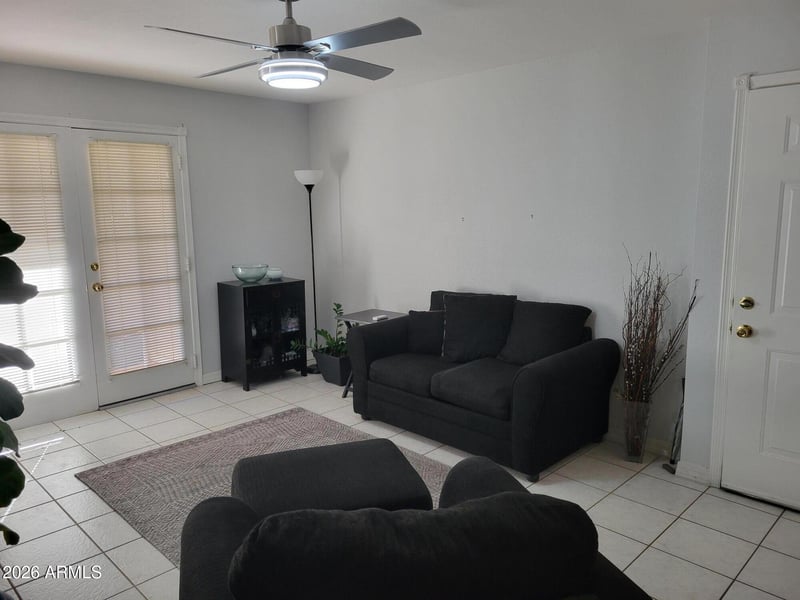5518 E Lindstrom Ln #1009, Mesa, AZ 85215