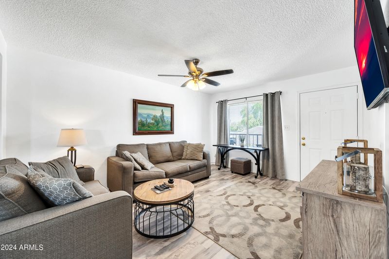 5518 E Lindstrom Ln #2022, Mesa, AZ 85215
