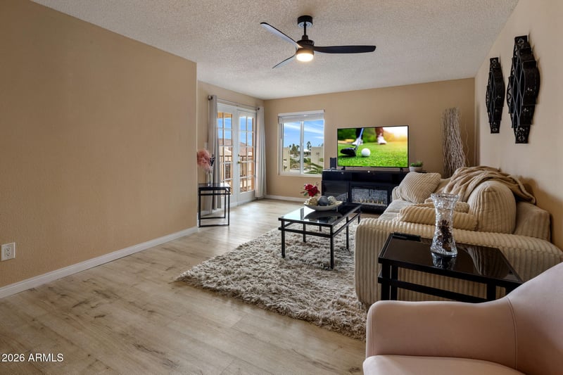 5518 E Lindstrom Ln #3012, Mesa, AZ 85215