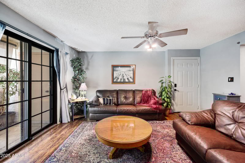 5518 Lindstrom Ln #1011, Mesa, AZ 85215