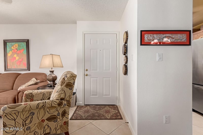 5518 Lindstrom Ln #2011, Mesa, AZ 85215
