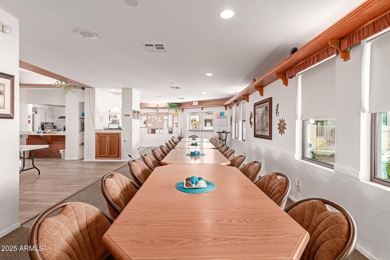 5518 Lindstrom Ln #2020, Mesa, AZ 85215