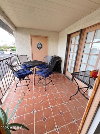 5518 Lindstrom Ln #2020, Mesa, AZ 85215