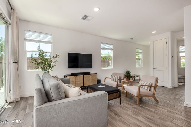 5518 S Dillon Cir, Mesa, AZ 85212