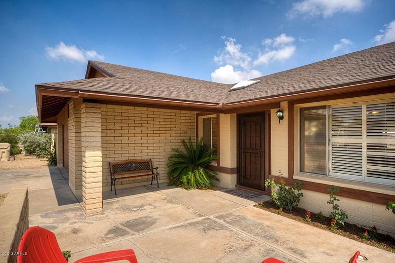 5518 W Monte Cristo Ave, Glendale, AZ 85306