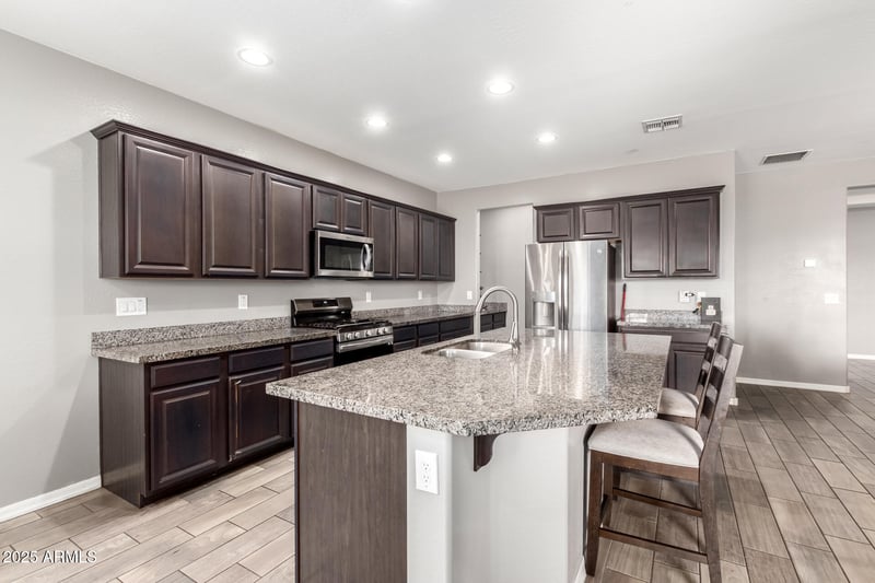 5519 187th Ln, Litchfield Park, AZ 85340