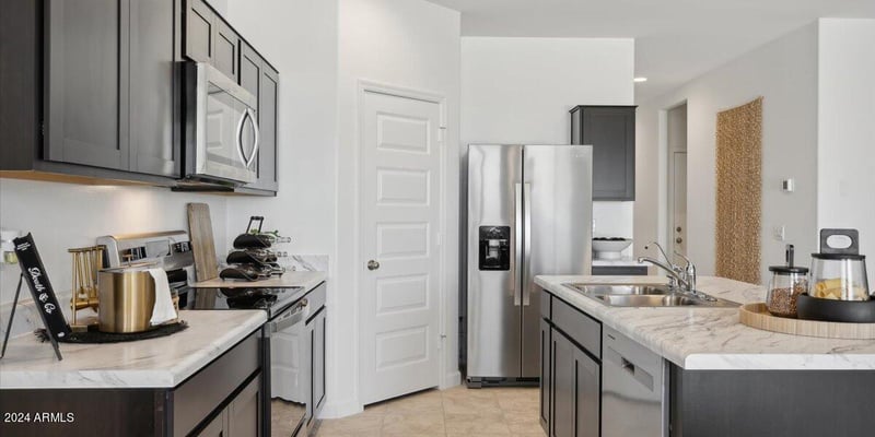 5519 E Cinder Ln, San Tan Valley, AZ 85140