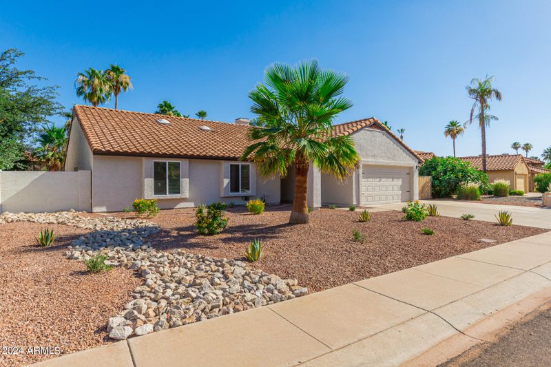 5519 E Kings Ave, Scottsdale, AZ 85254