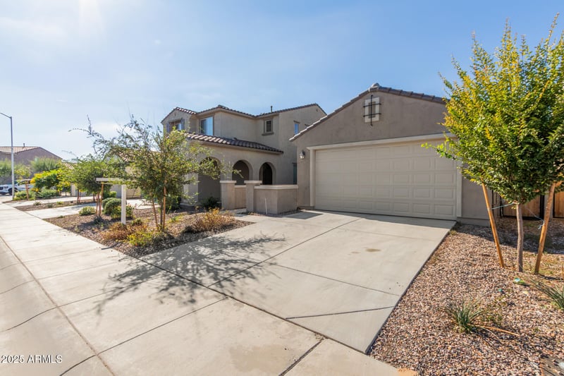 5520 176th Ln, Litchfield Park, AZ 85340