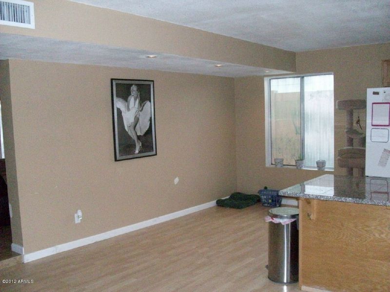 5520 W Altadena Ave, Glendale, AZ 85304