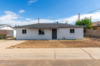 5521 14th Way, Phoenix, AZ 85040