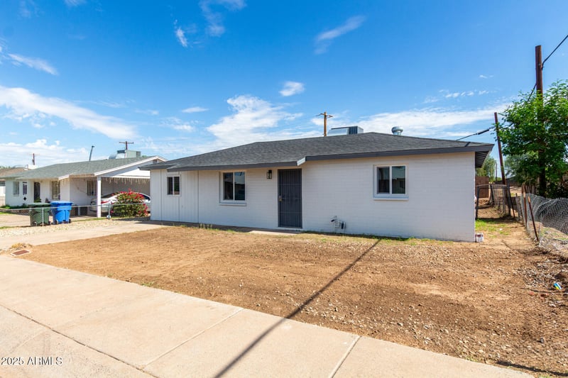 5521 14th Way, Phoenix, AZ 85040