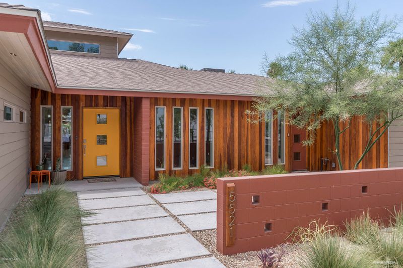 5521 E Earll Dr, Phoenix, AZ 85018